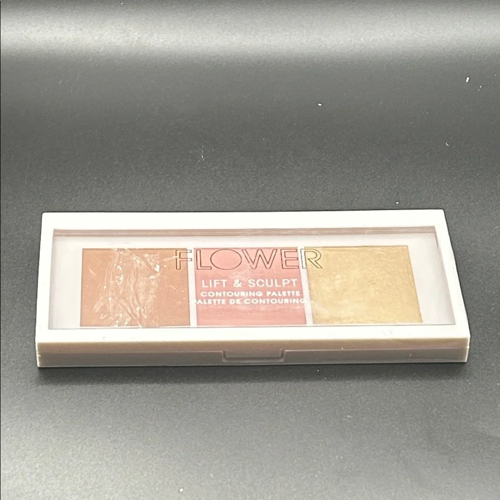 Flower Lift & Sculpt Contour Palette — Peach & Gold Shades